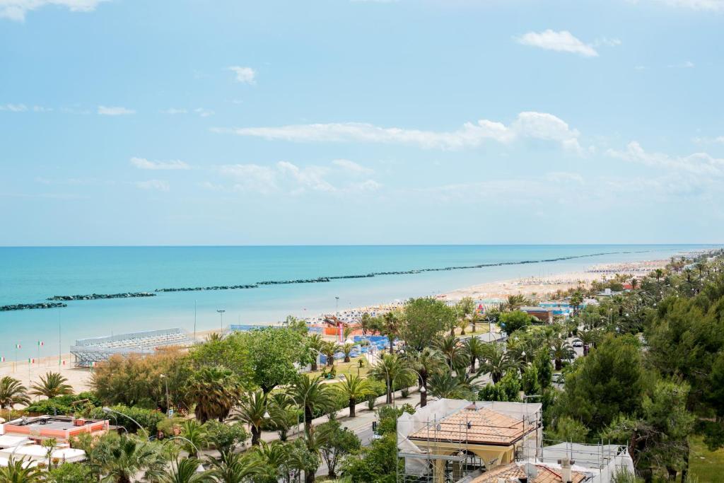 Hotel Le Soleil San Benedetto del Tronto Exterior photo