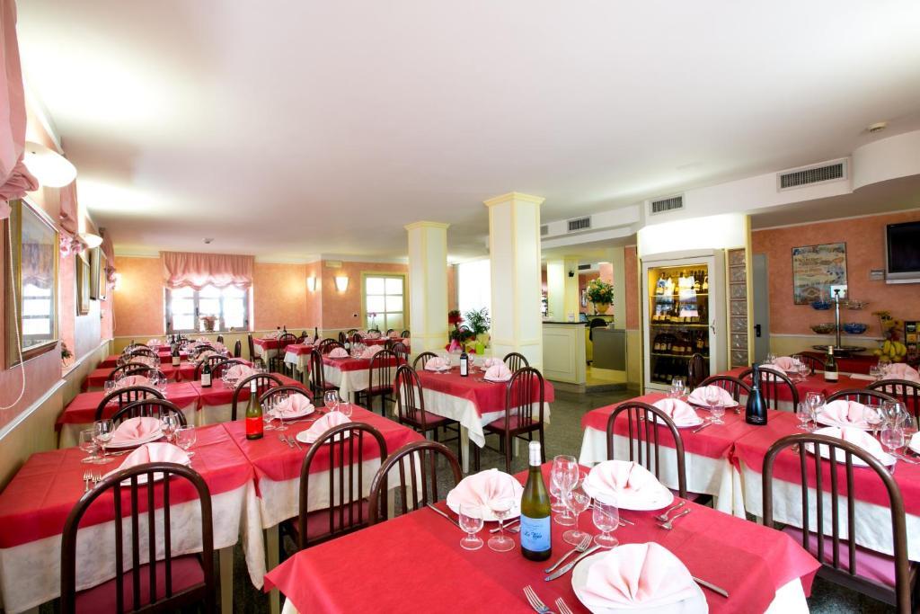 Hotel Le Soleil San Benedetto del Tronto Exterior photo